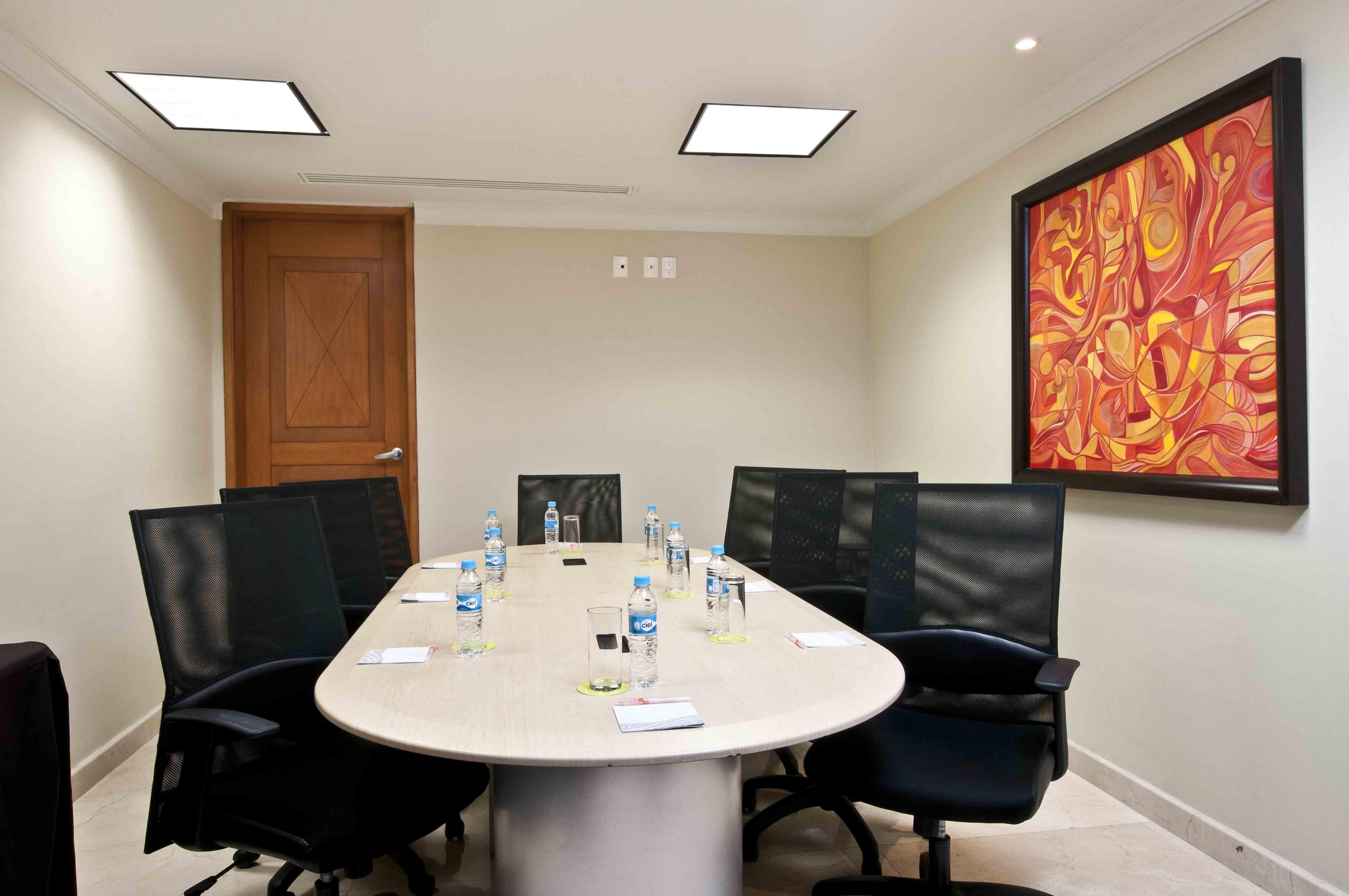 Stadia Suites Mexico City Santa Fe Luaran gambar Meeting room at the hotel